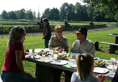 P1010392 533x400.jpg