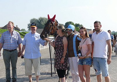 mb P2820475 Semola GK