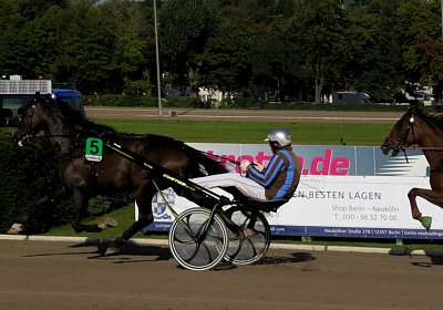 2021 09 02 Race S5250019 Deniro
