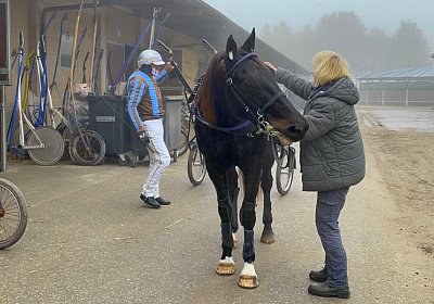 Av 12 nov21 A IMG 8758 Deniro