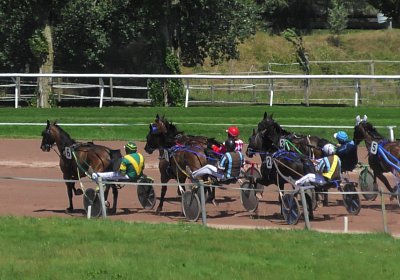 Av 9August2022 Achille Noon J S6410006 Achille Noon