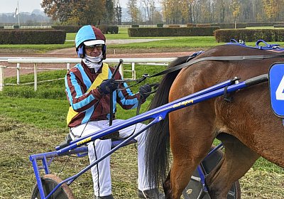 v IMG 2124 Adrian Burger