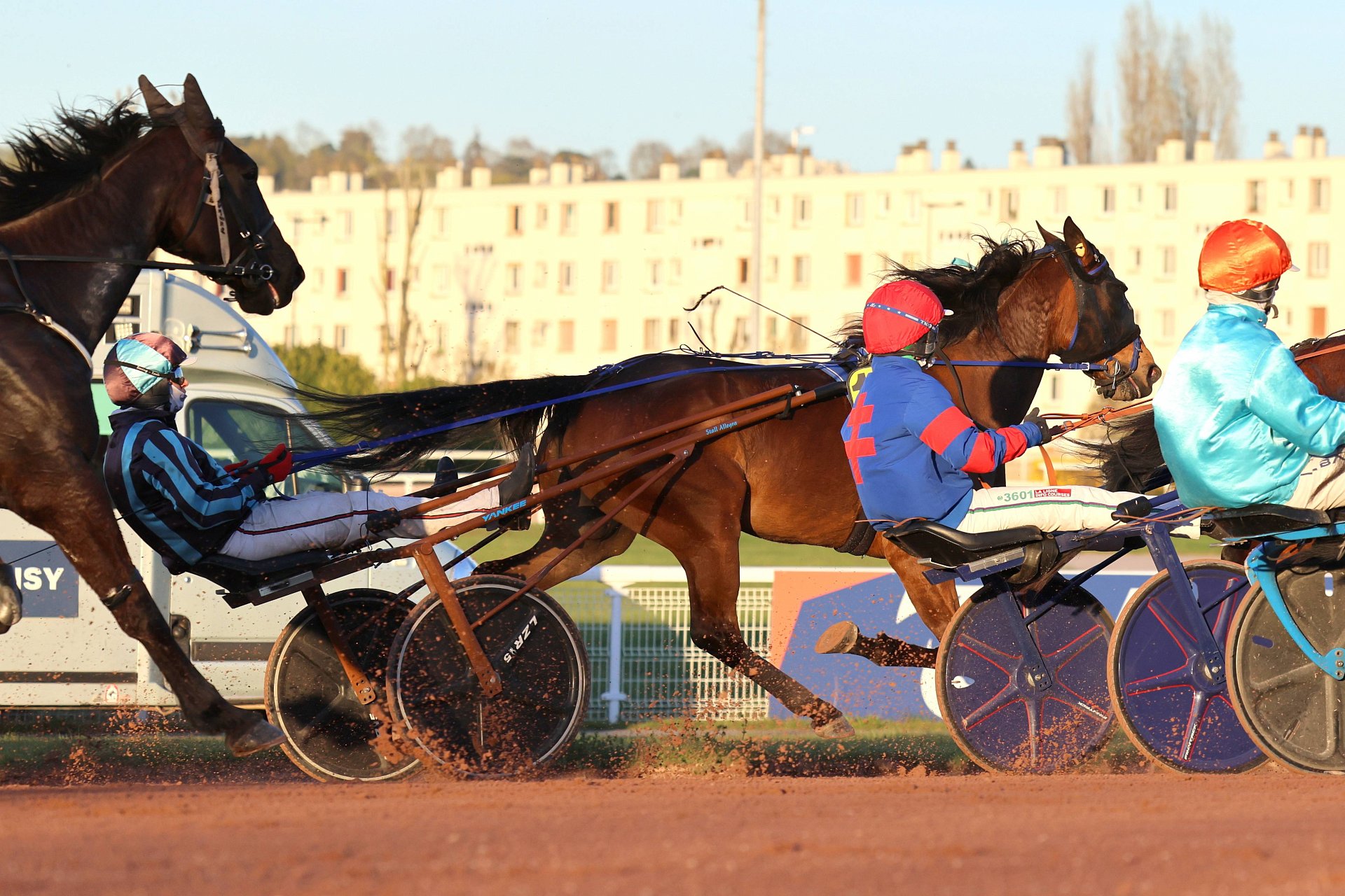 Stall News Enghien, 17.3.2026: LA FORMIDABLE grossartige 2. in Enghien ...